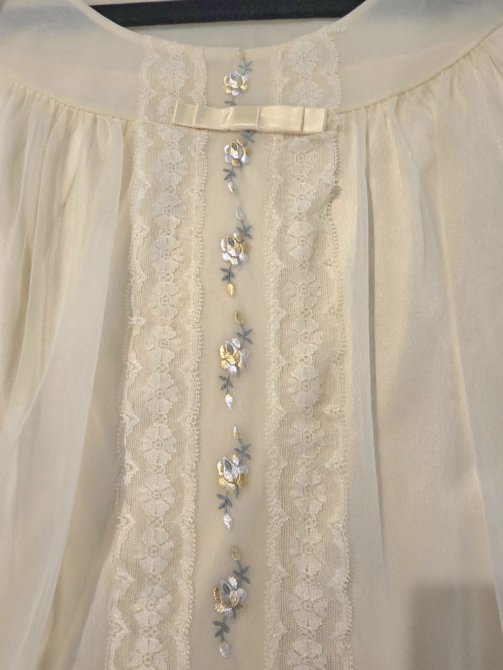 Vintage Peignoir Set By Shadowline Small Buttery Yellow. - Picture 7 of 10